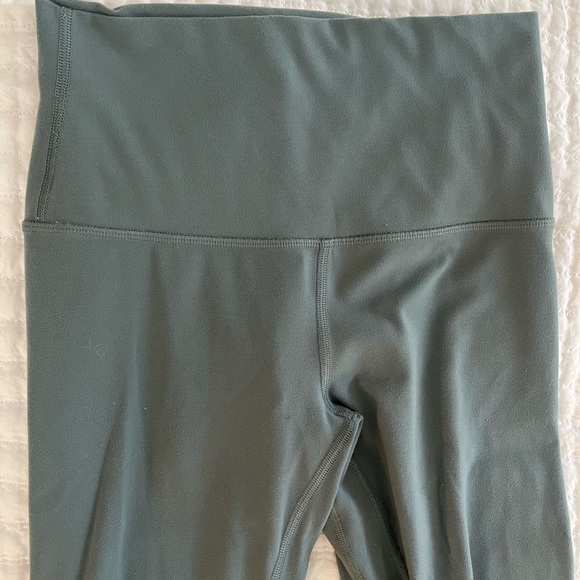 Lulu align leggings ☁️ - Picture 4 of 8